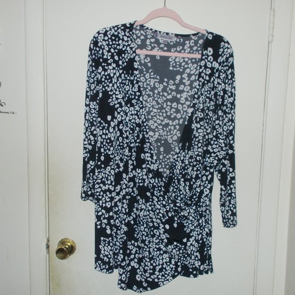 Jennifer Lopez Patterned Blouse Size 3X - Picture 1 of 8